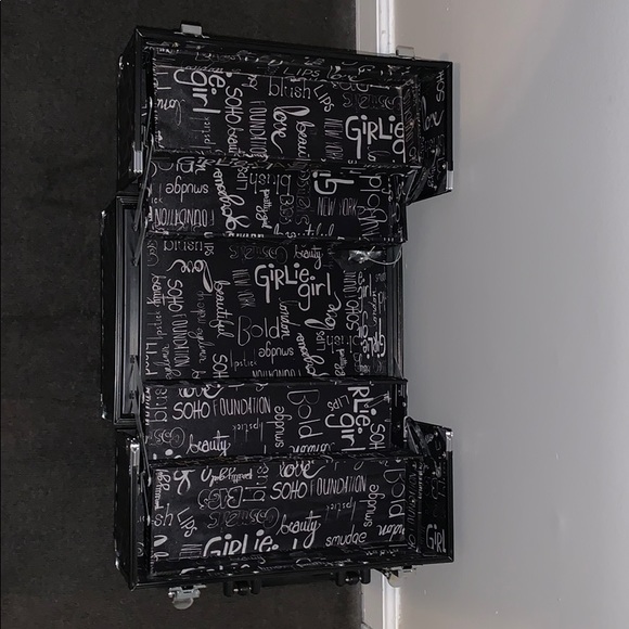 makeup/accessory box - Picture 3 of 4